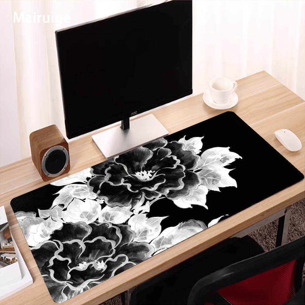 Zwart-witte inktgeverfde pioen - Desk Setup Black And White recensie en prijs