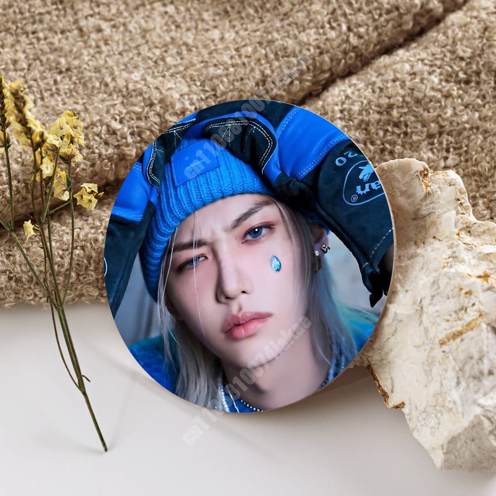 F-Felix L-Lee Yong Bok Kpop Ro - Desk Setup Kpop recensie en prijs