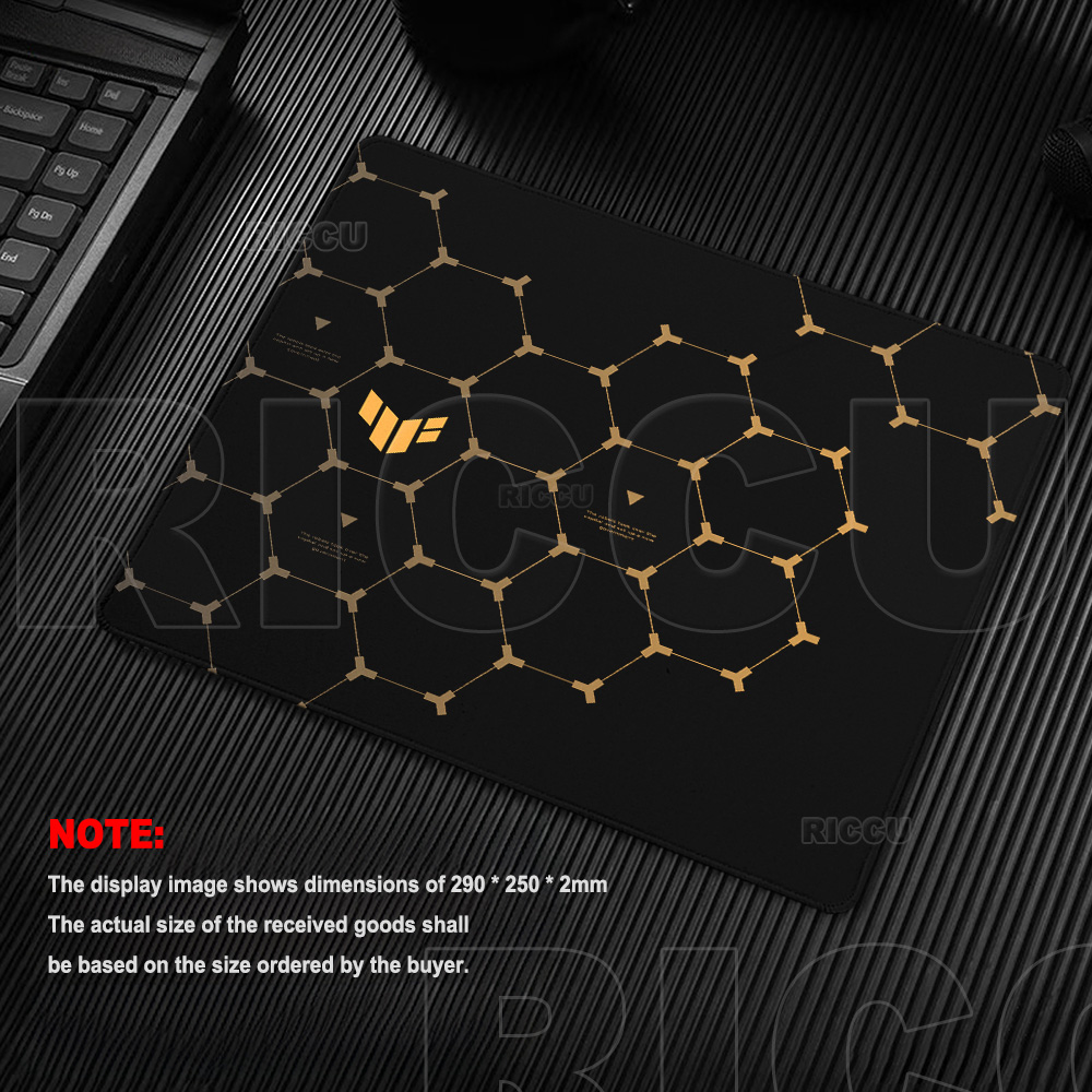 Hexagon TUF Gaming-muismat Rub - Desk Setup Black And White recensie en prijs